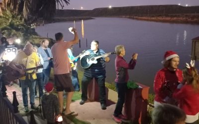 Carol singers raise R1,000 for Children’s Feeding Trust